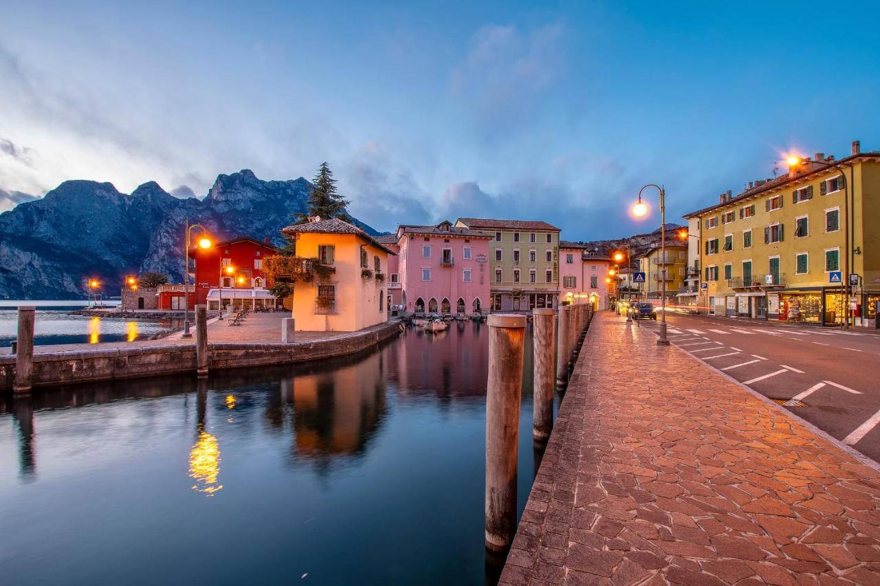 Torbole Relax, Pool & Balcony Apartment - Happy Rentals Torbole Sul Garda Exterior foto