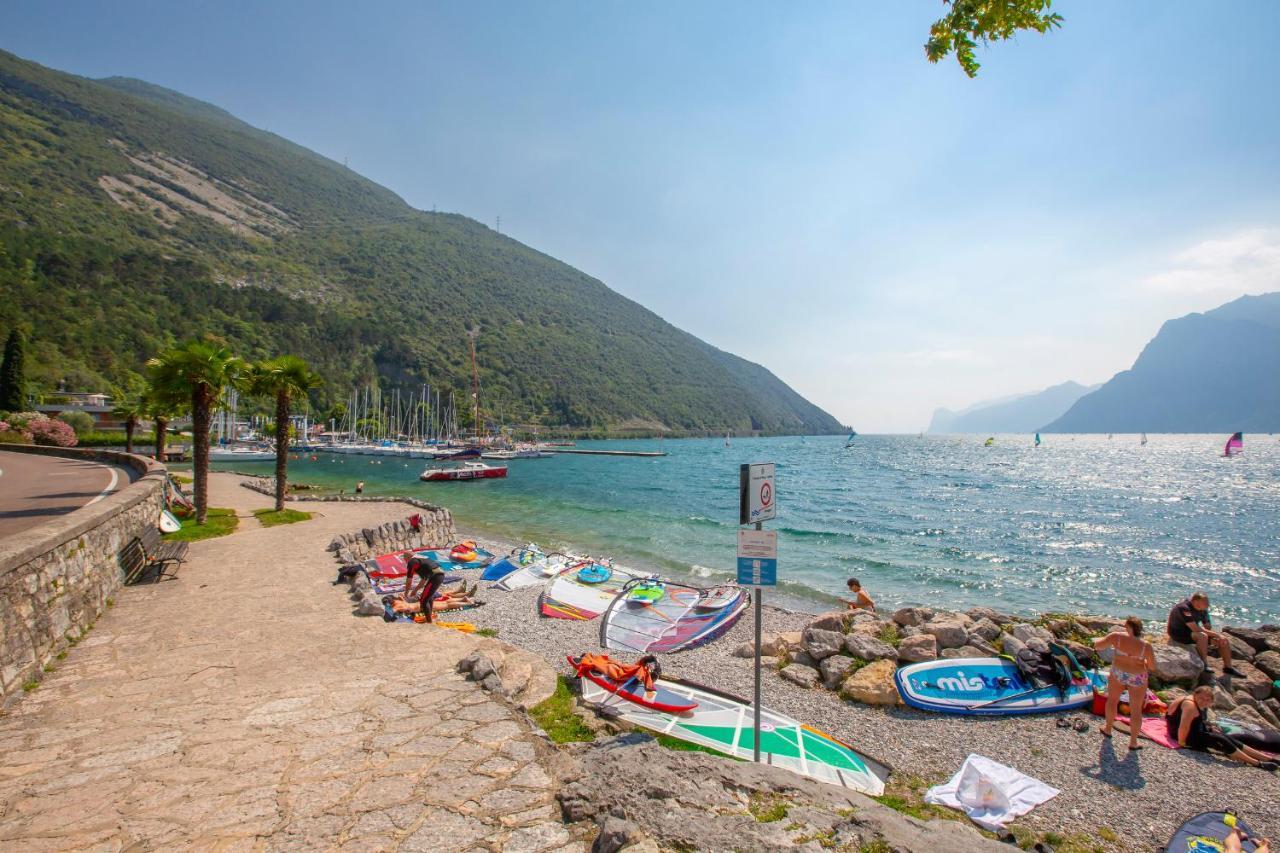Torbole Relax, Pool & Balcony Apartment - Happy Rentals Torbole Sul Garda Exterior foto
