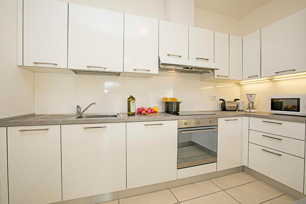 Torbole Relax, Pool & Balcony Apartment - Happy Rentals Torbole Sul Garda Exterior foto